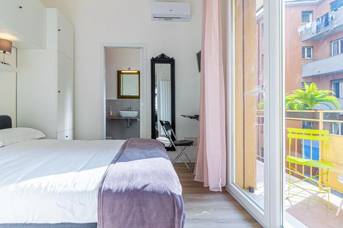Homestay szállás In Fiera - Casa Frency Apartman Bologna